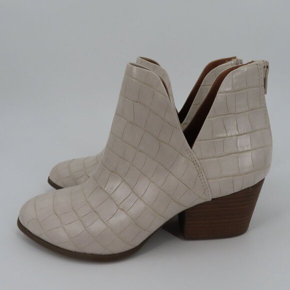 SO Womens 8 BARB Bone Croco Faux Leather Cut Out Ankle Booties Boots NEW in Box - Picture 4 of 12